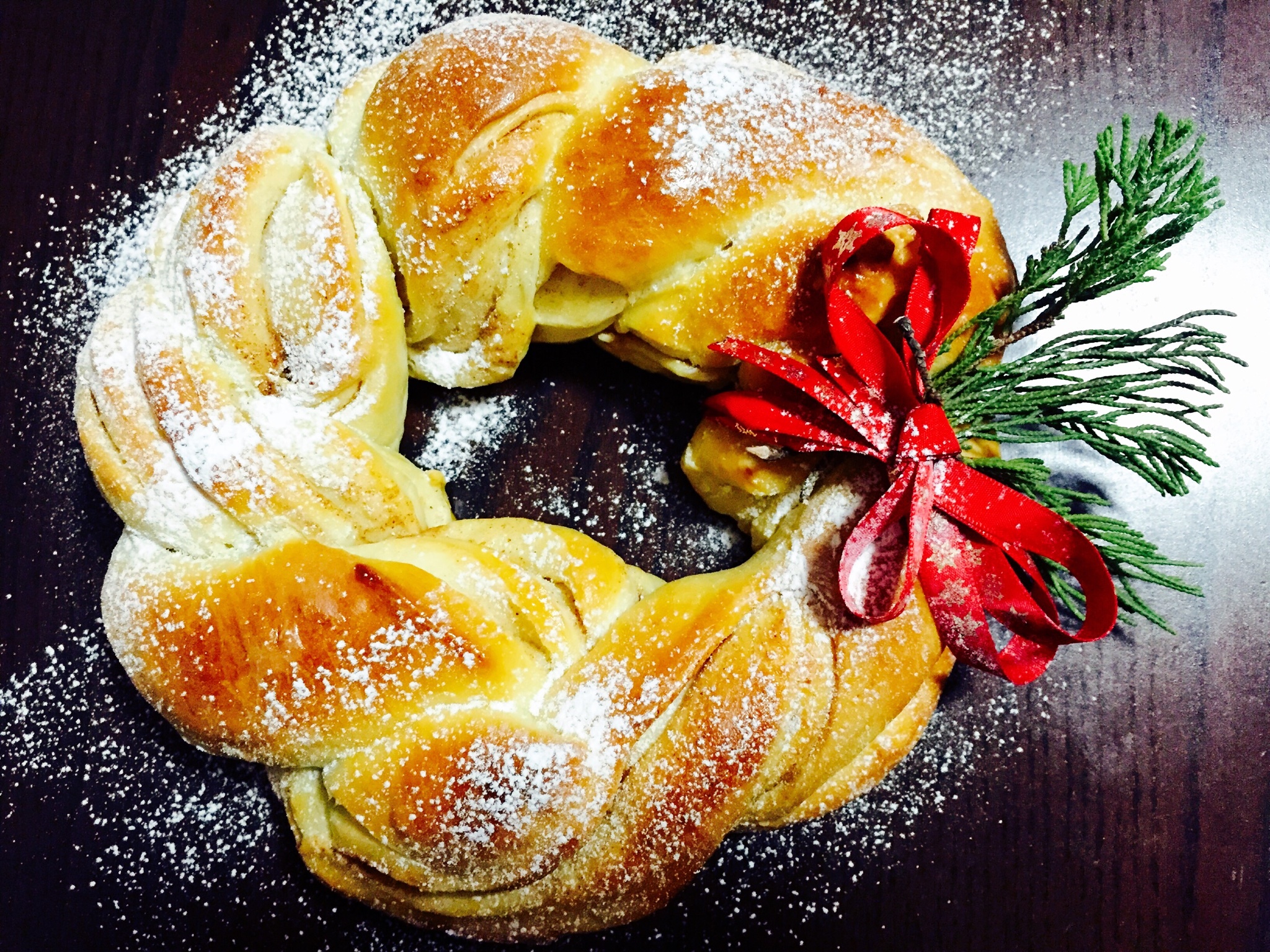 肉桂圣诞花环面包的做法