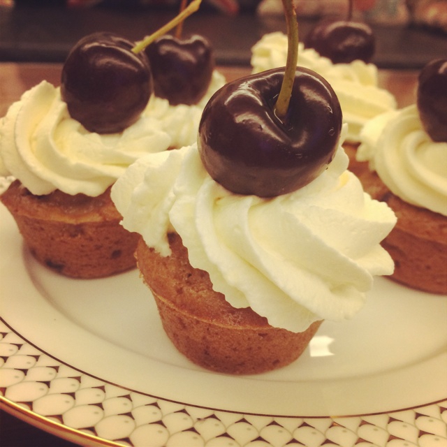 杯子草莓蛋糕cupcake