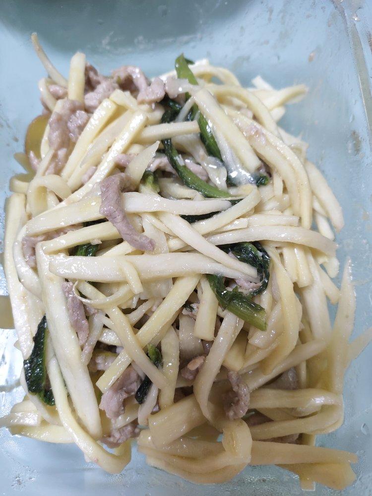 小美家常菜第二十九道——茭白炒肉丝