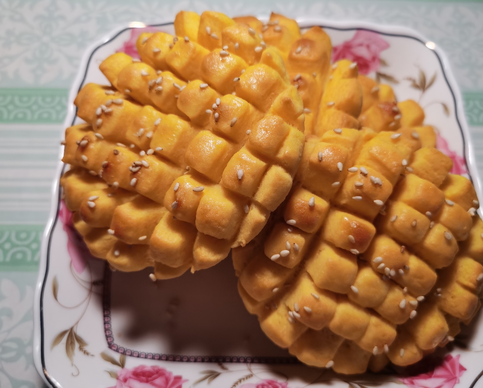 玉米面菠萝包的做法