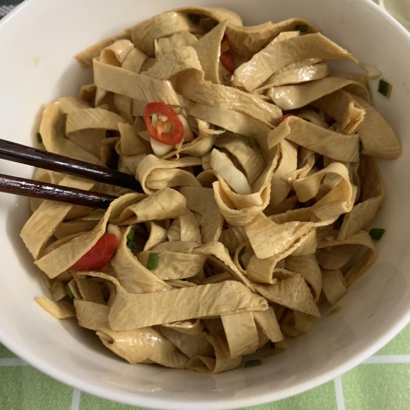 凉拌豆皮