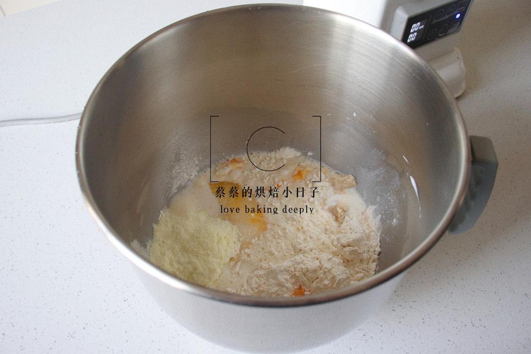 纯奶手撕吐司的做法 步骤1