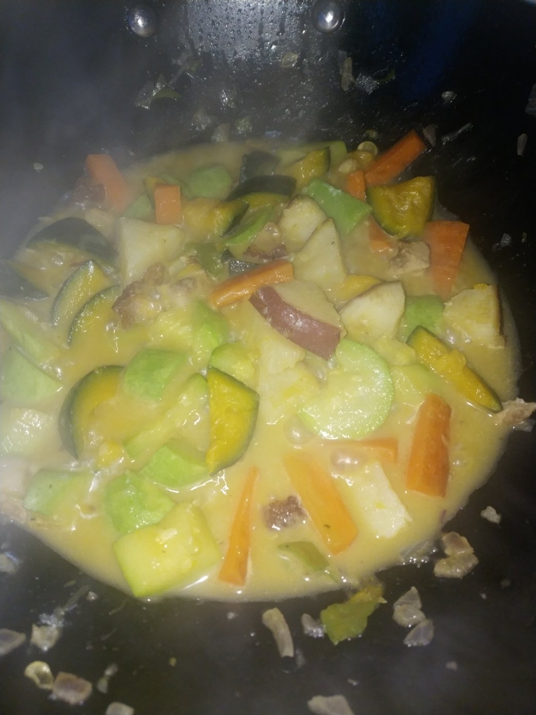 土豆南瓜胡萝卜炖菜