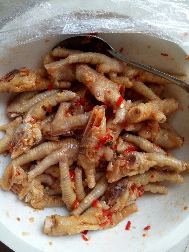 香辣蒜香凉拌爽脆鸡脚