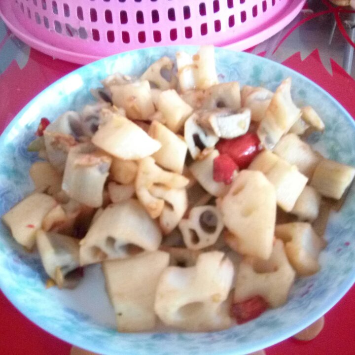 酸辣藕丁