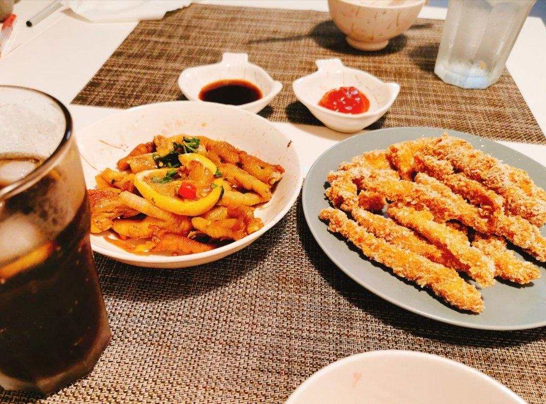 【酸辣无骨凤爪】