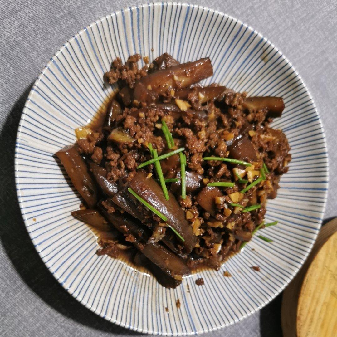 肉沫茄子（非油炸健康版）文末另附万能鱼香汁配方。