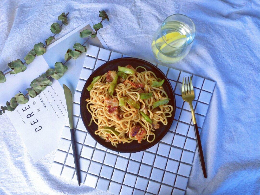 芸豆焖面（附万能的腌肉不老的办法）