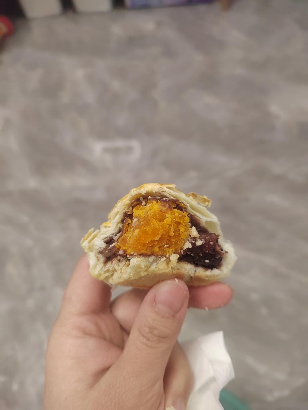 超长拉丝麻薯蛋黄酥（三天不变硬）