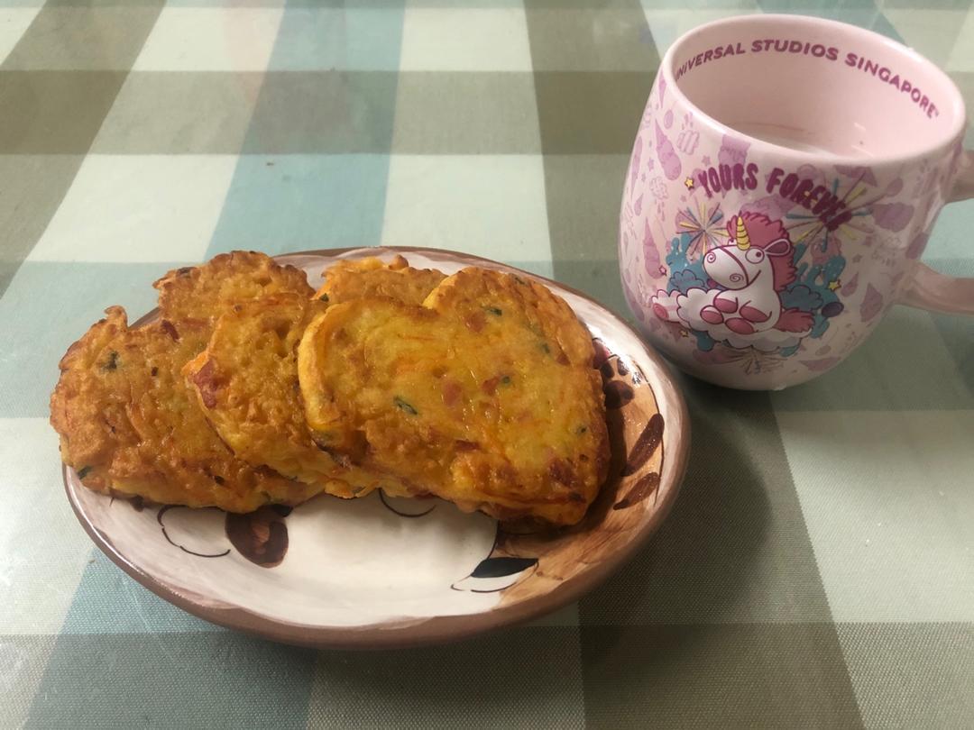 胡萝卜火腿早餐饼