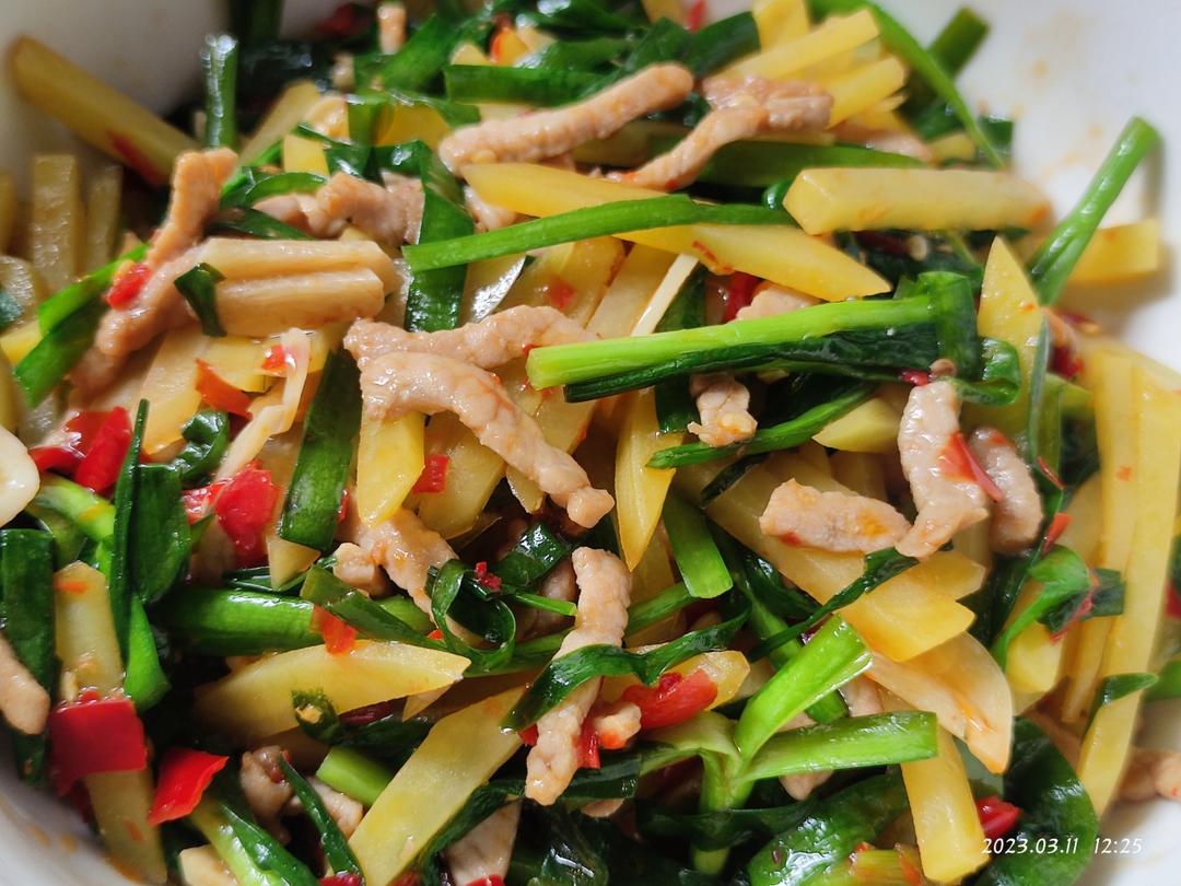 韭菜炒土豆丝
