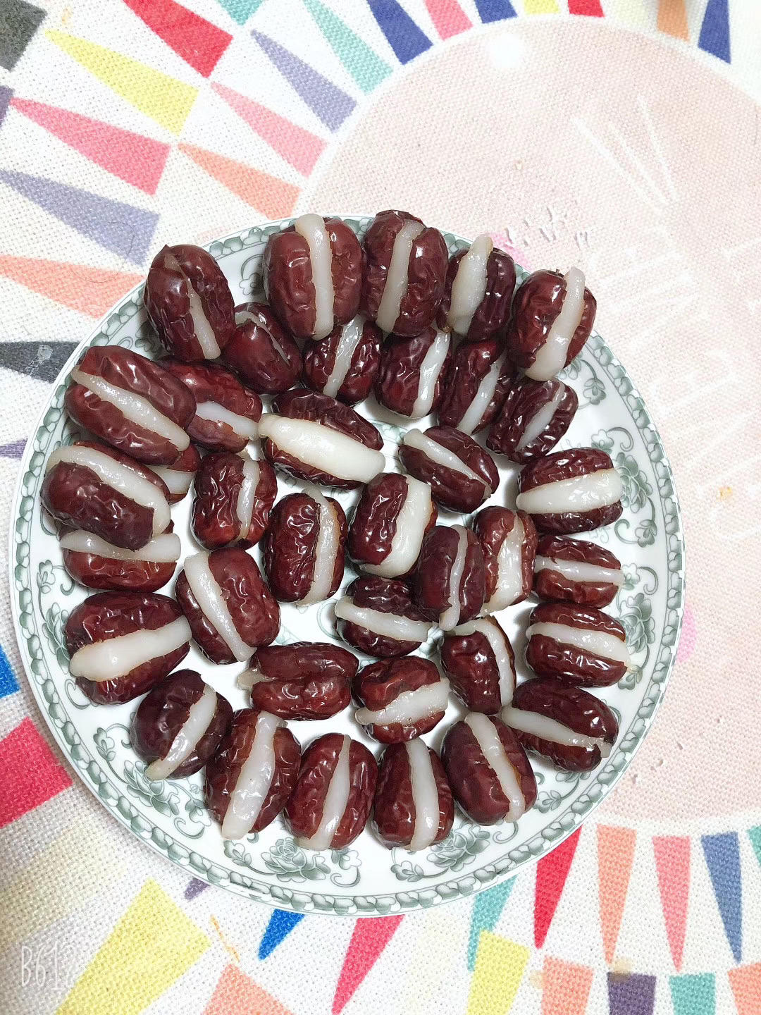 心太软— 红枣夹糯米粉