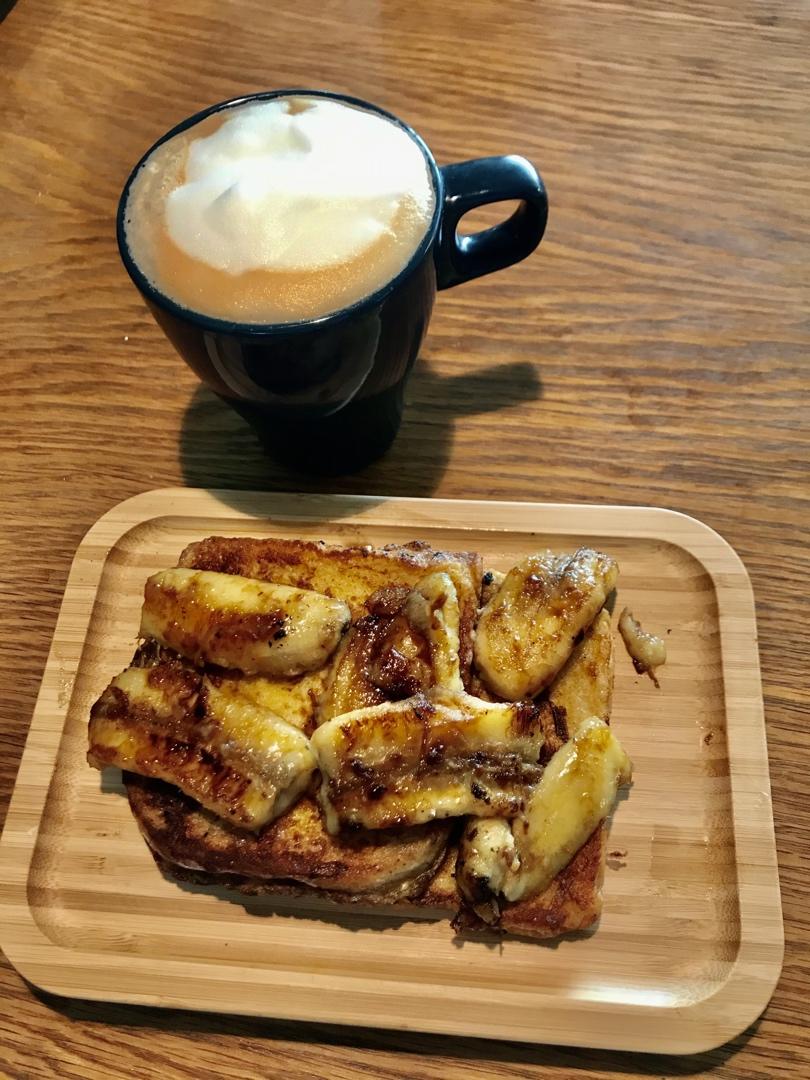 法式吐司配焦糖香蕉