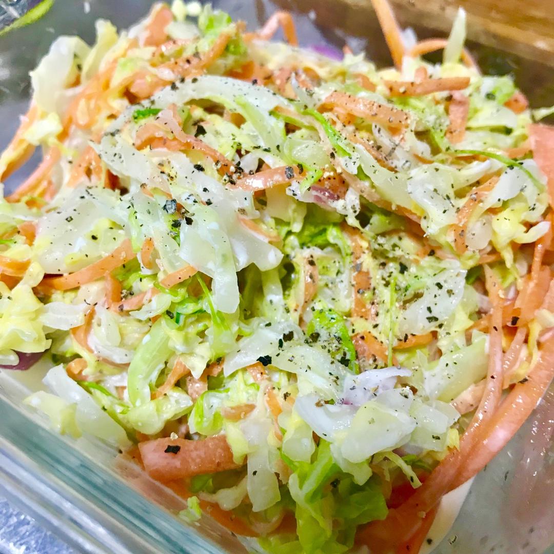 stella大圆子做的菜丝沙拉(肯德基蔬菜沙拉的味道)