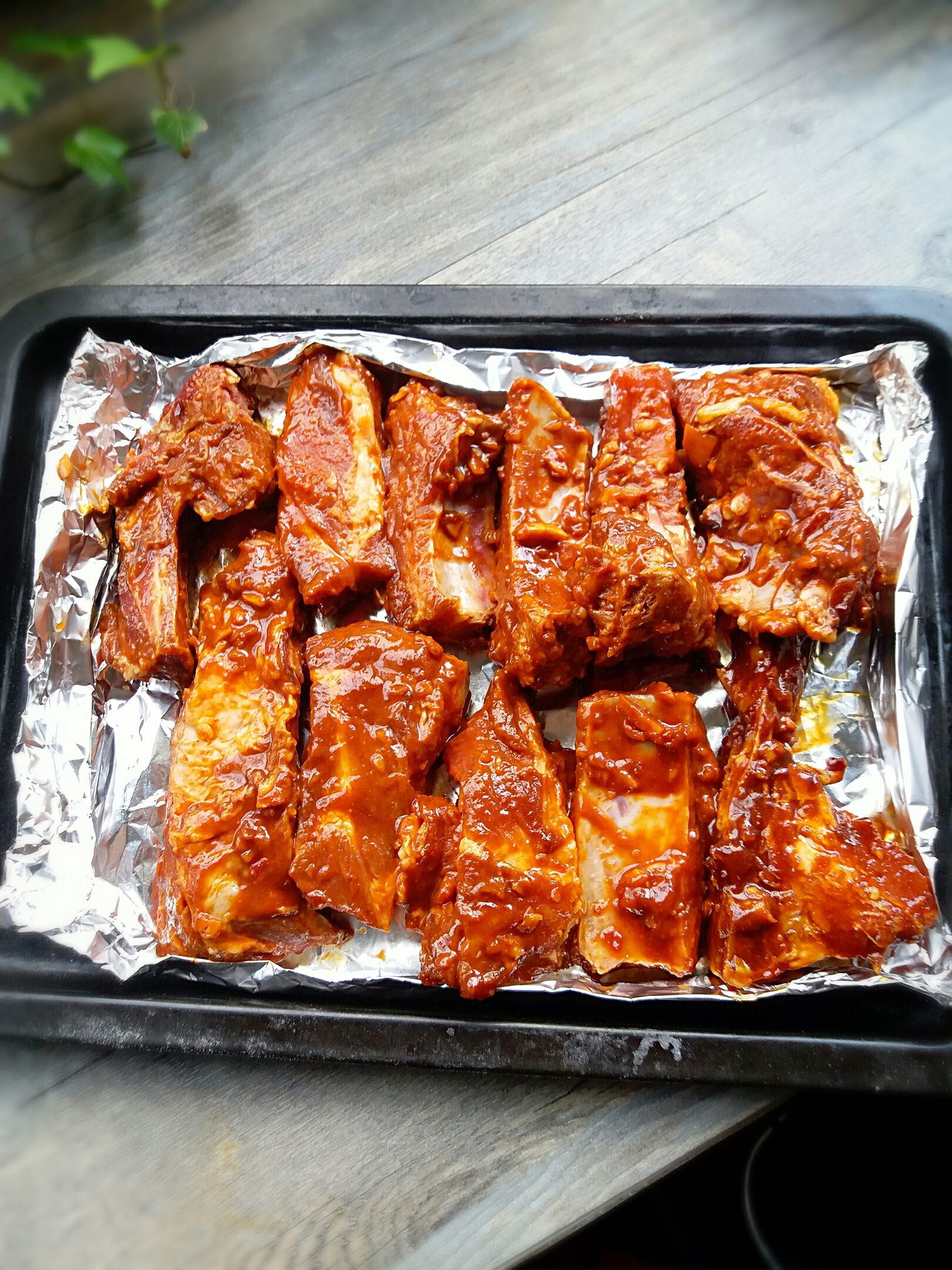 韩式辣酱蒜香烤排骨(肉）的做法 步骤2