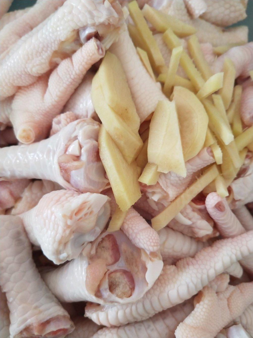 凉拌柠檬鸡爪（超级好吃又好看哟）