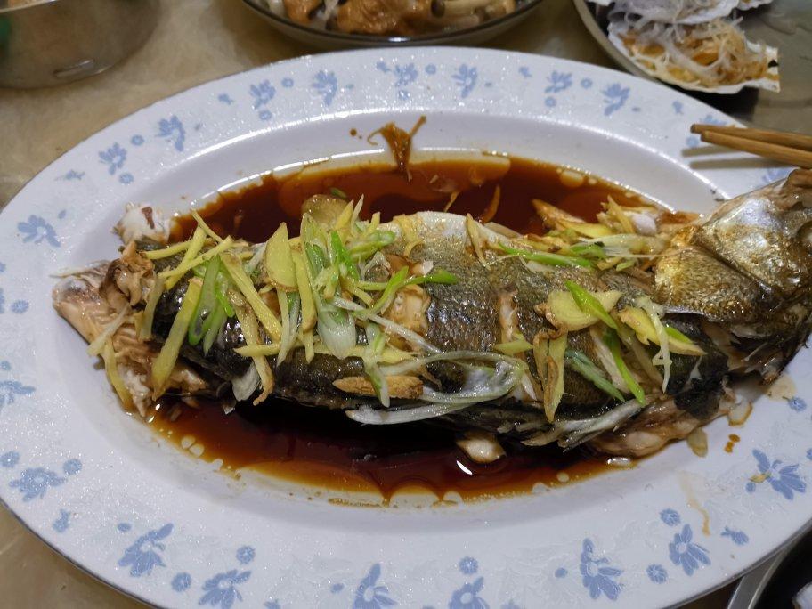清蒸鲈鱼