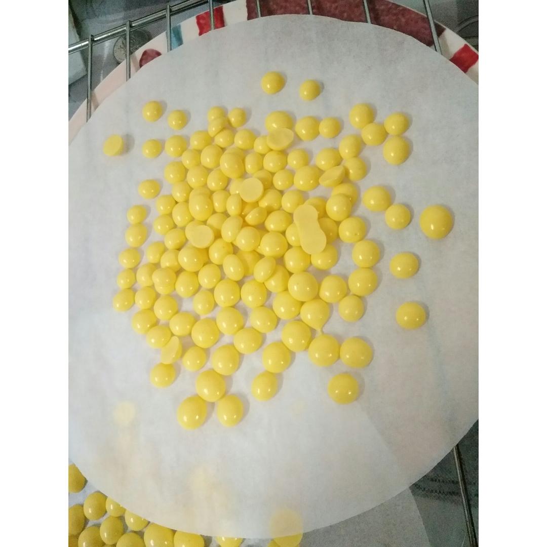 入口即化的无添加蛋黄溶豆