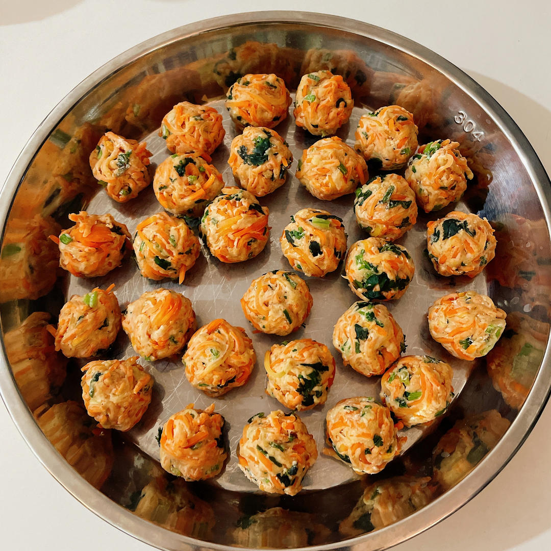 胡萝卜香菜素丸子