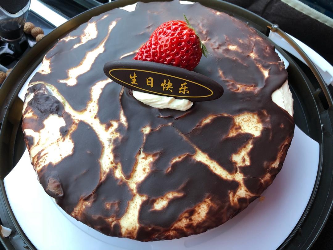 巧克力淋面蛋糕