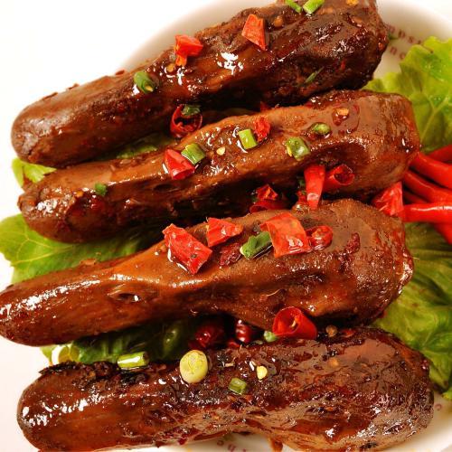 香辣卤鸭头 哪里有鸭脖培训 鸭脖 培训的做法