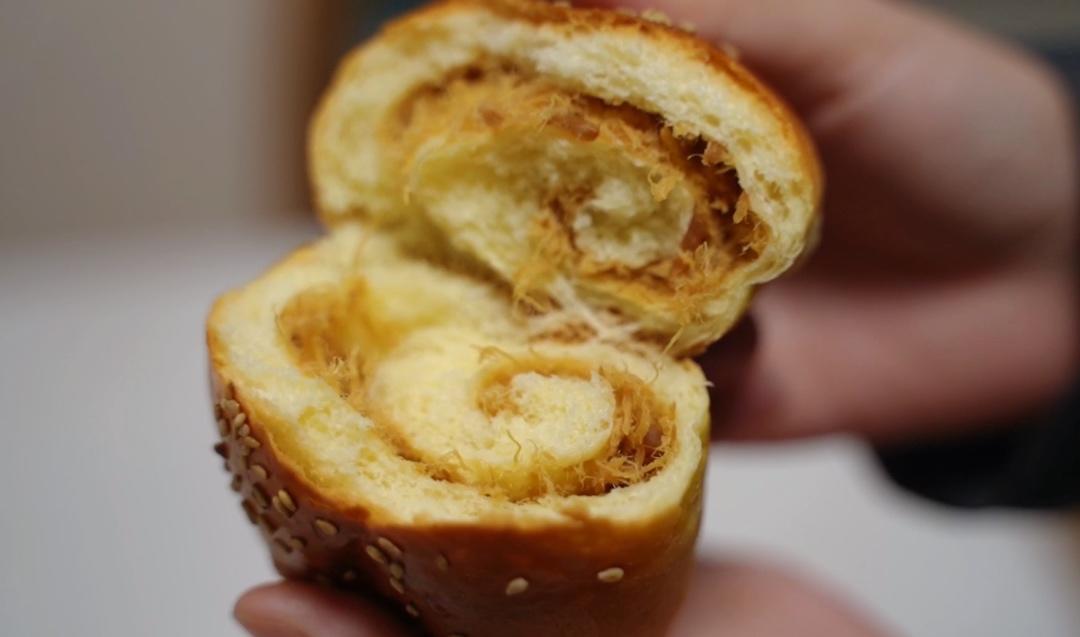 超好吃的肉松面包