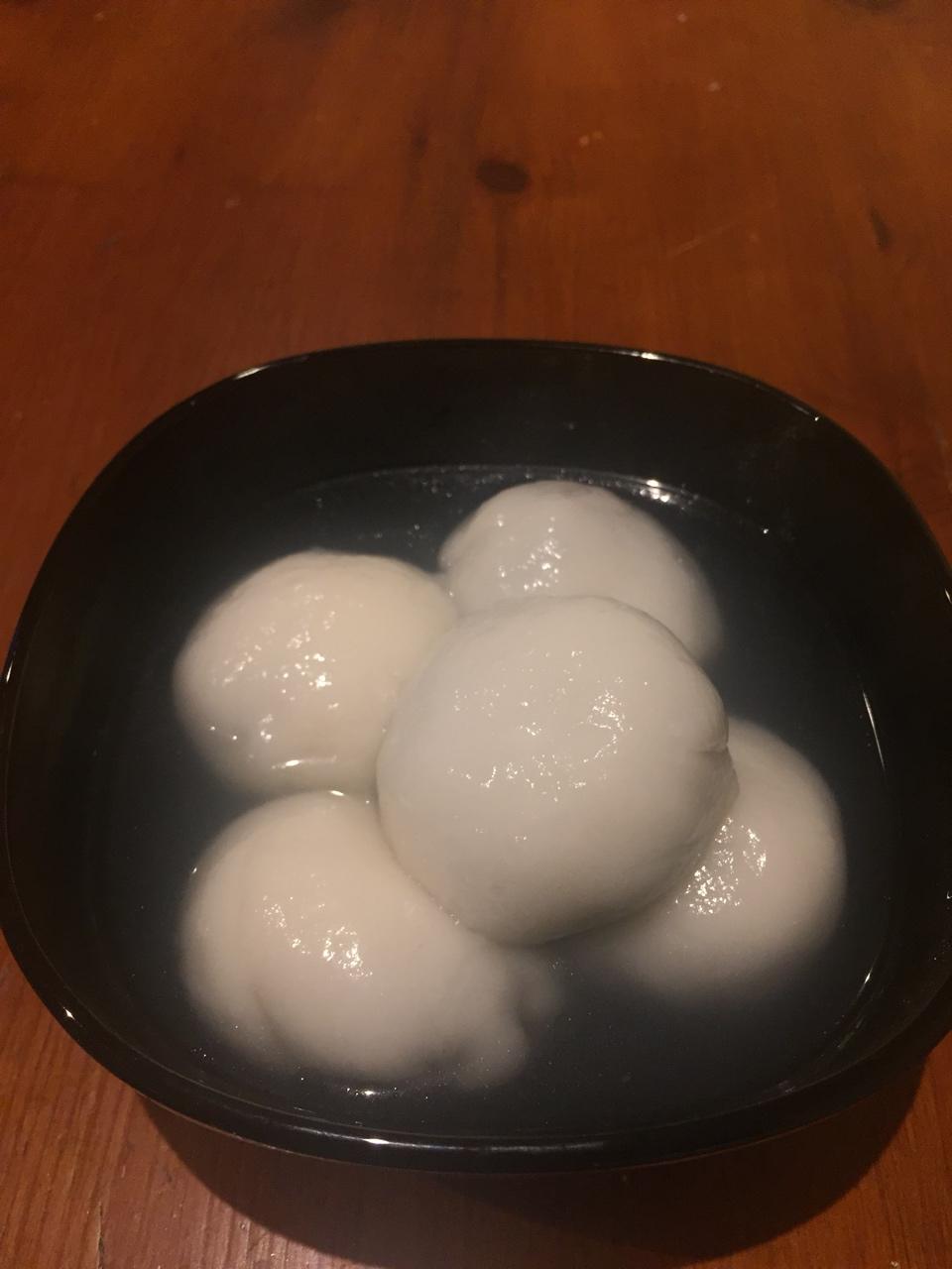 黑芝麻汤圆