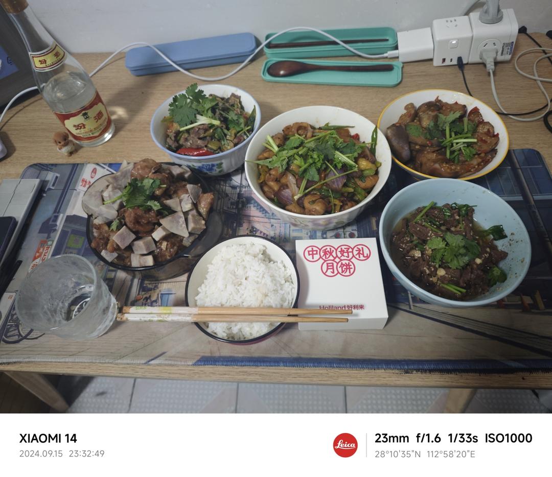 🥙香辣鲜嫩的泡椒牛肉，真的太好吃了，晚上多干了两碗饭🍚🍚，酸酸辣辣开胃的下饭菜