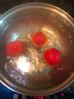 番茄鸡蛋捞面的做法 步骤2
