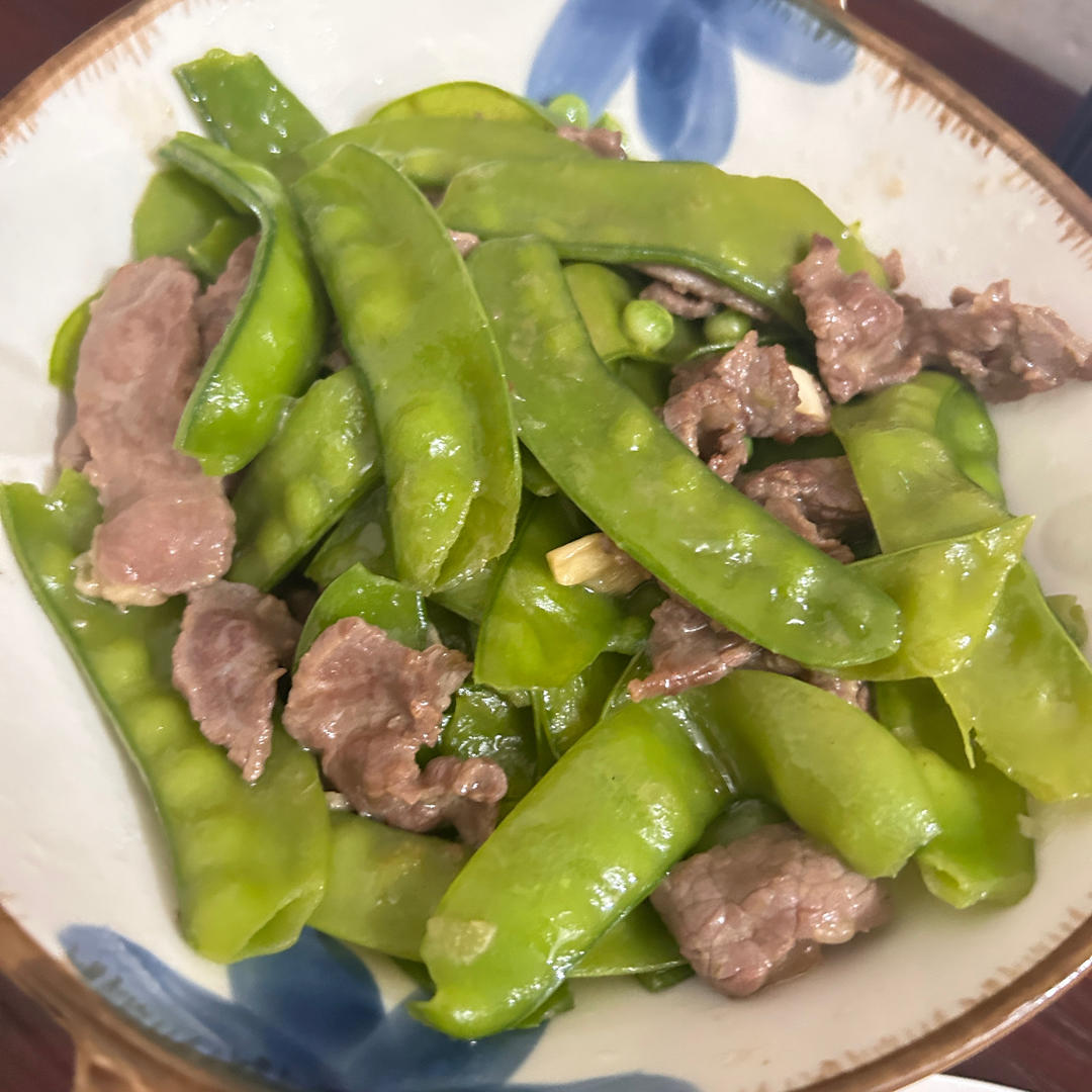 嫩炒牛肉片～～简单快手菜