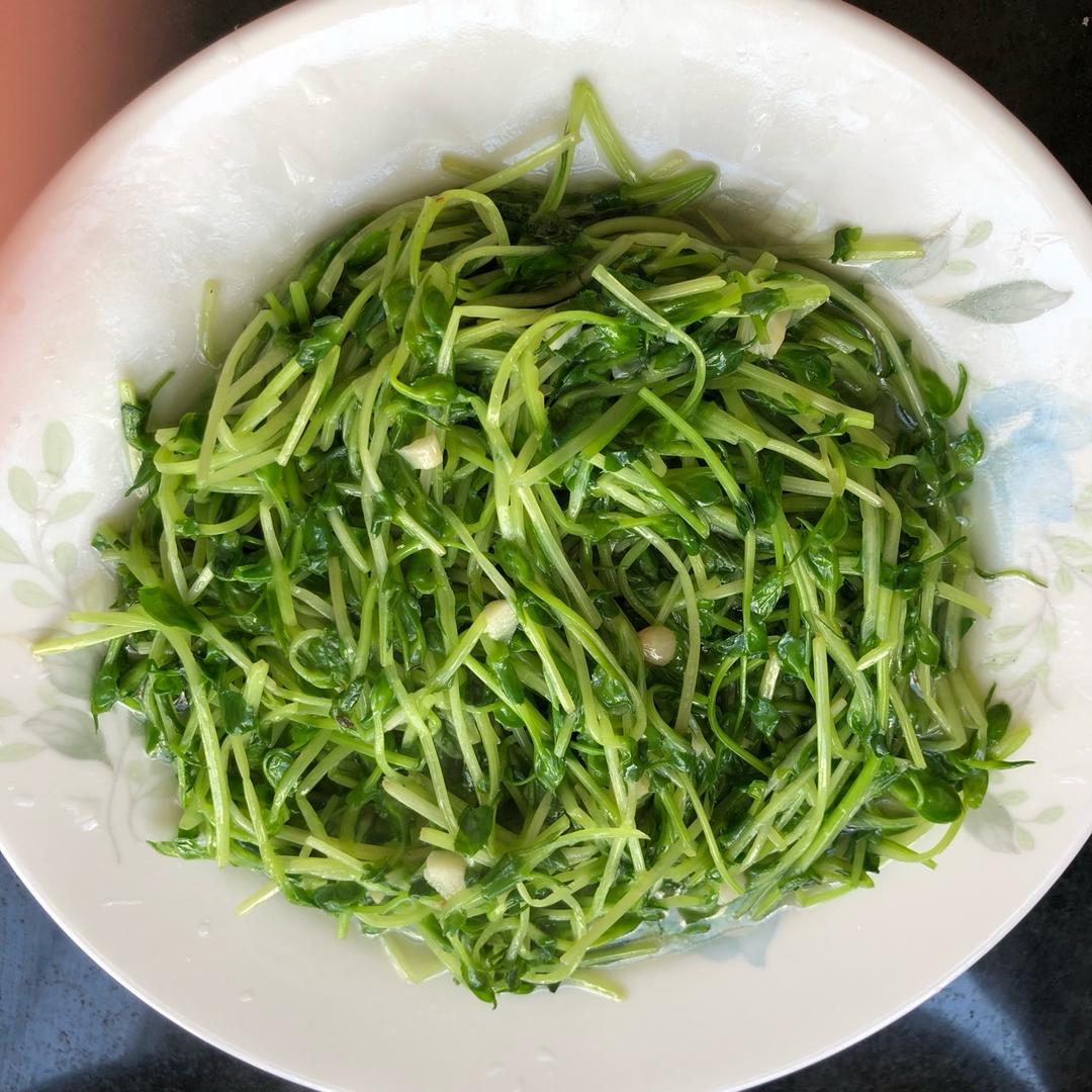 1001nights做的蒜香豆苗