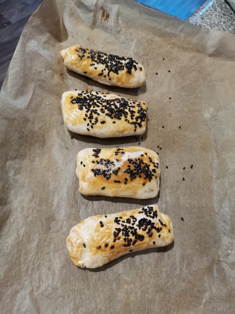 只需三步做不用发酵的鸭油烧饼（咸味）