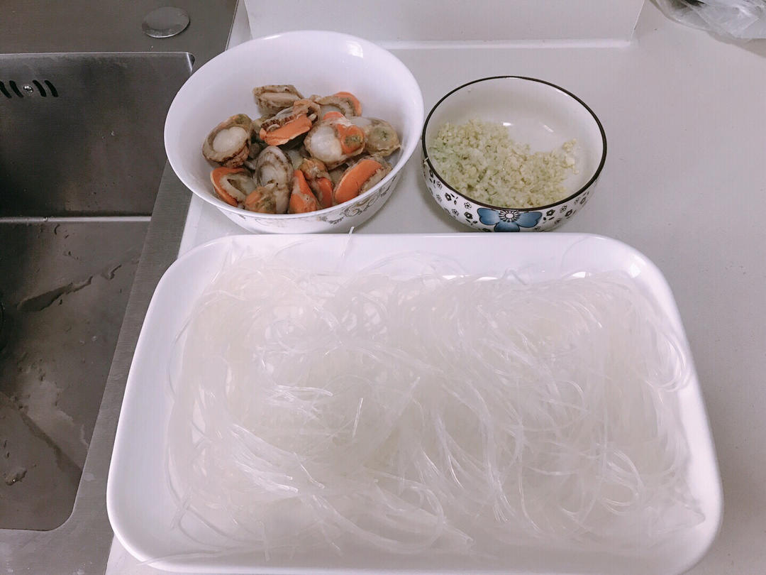 腊肠虾仁双拼烧麦【5-6月北鼎蒸炖锅食谱】