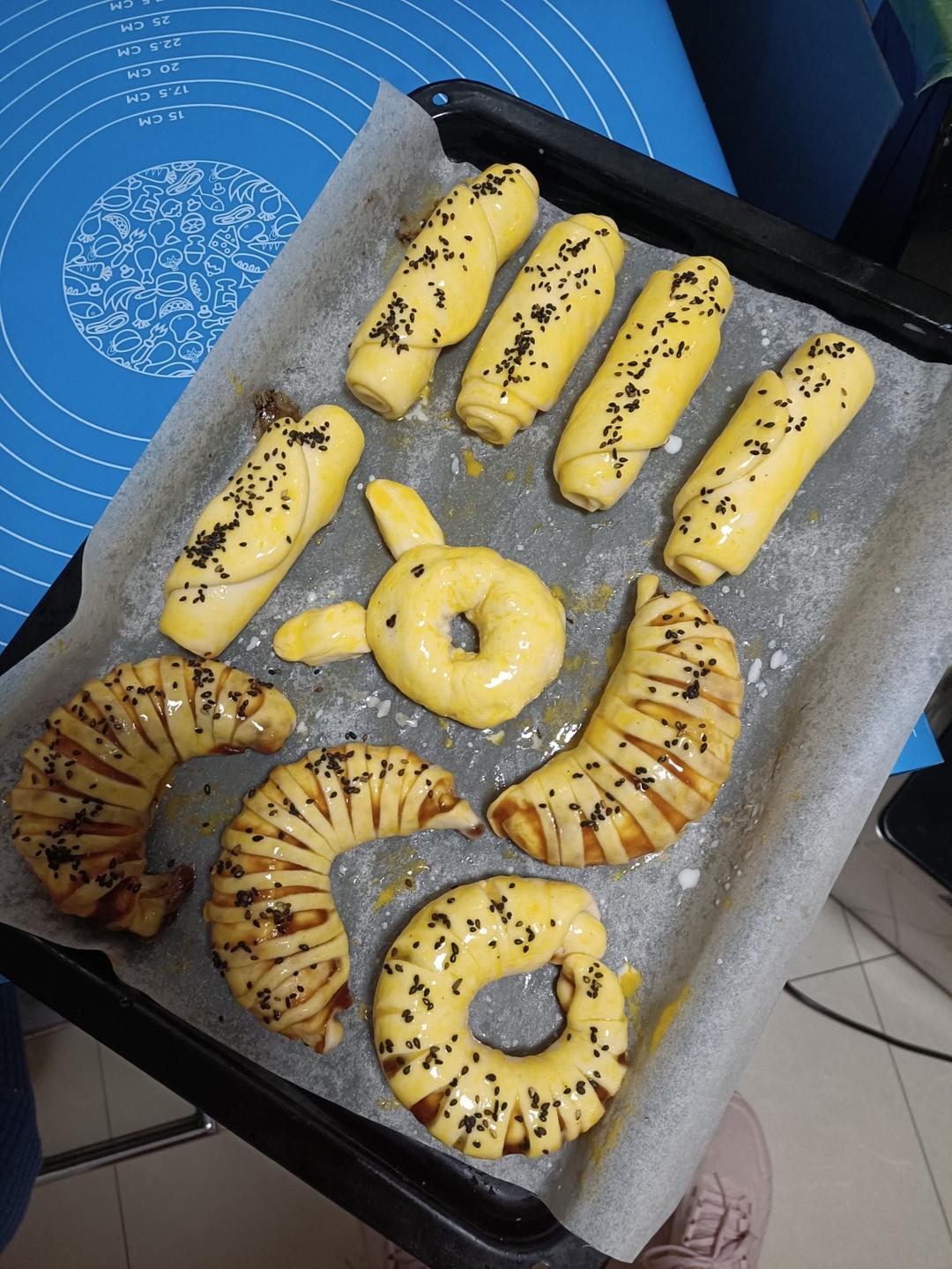 会拉丝的鲜奶排包