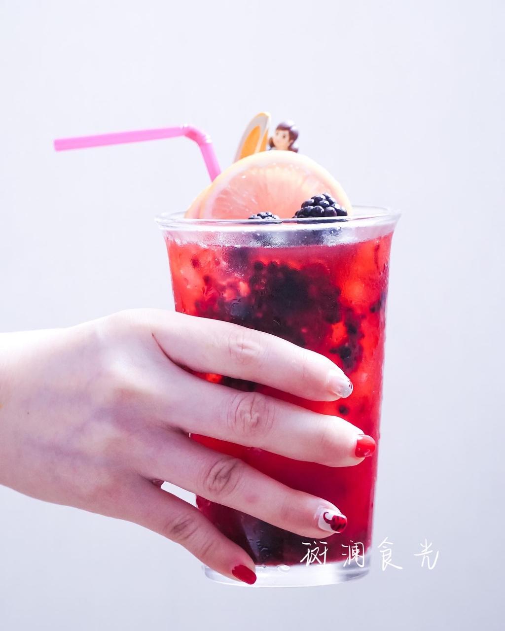 春日黑莓🫐宅家鸡尾酒🍹的做法