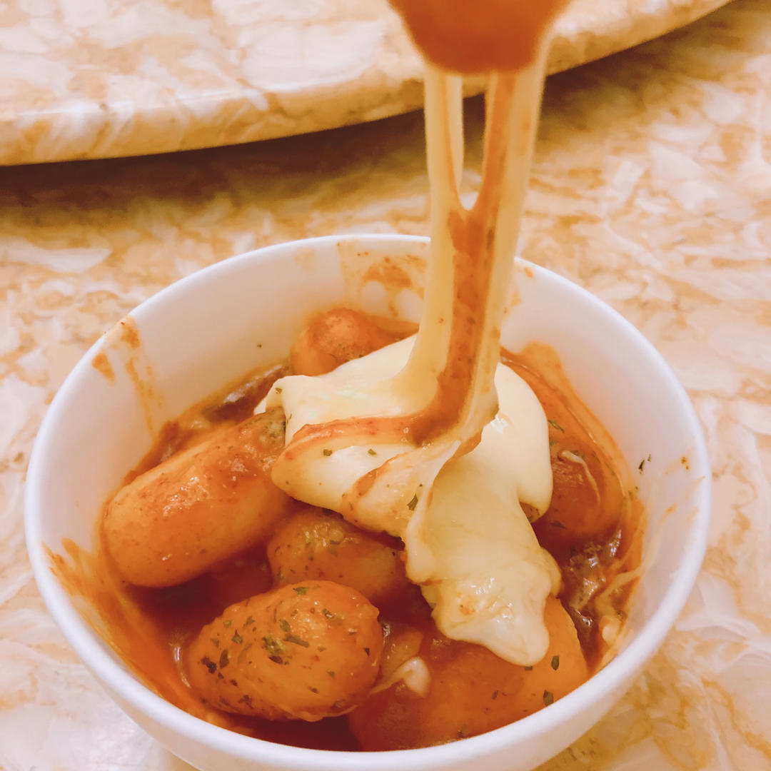 韩式辣炒年糕（or网红芝士套路之芝心年糕）