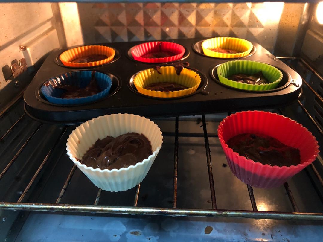 巧克力熔岩蛋糕