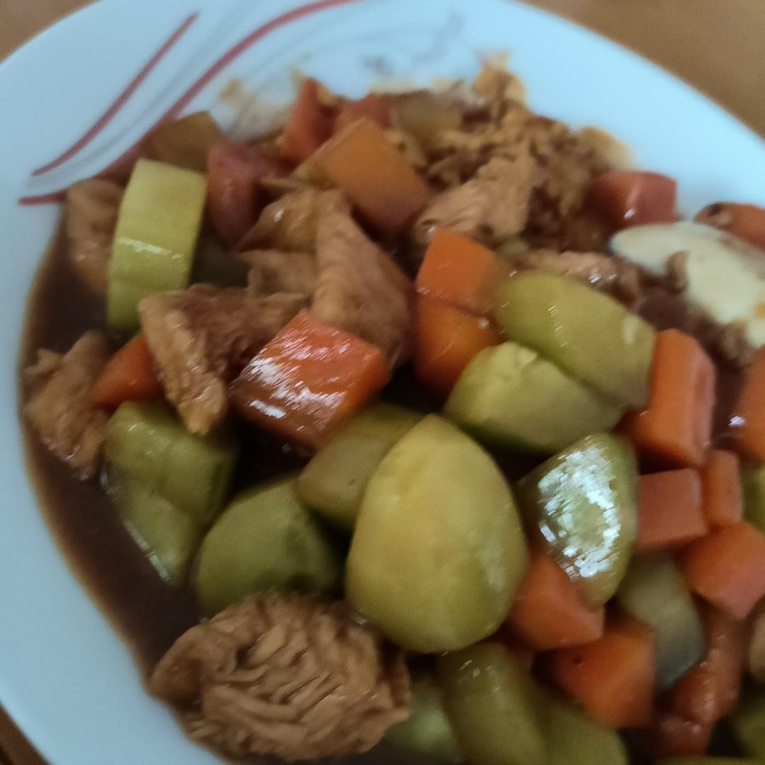 家常快手宫保鸡丁，小朋友也能吃的微辣版，小白也能复刻95%形似，90%味道！