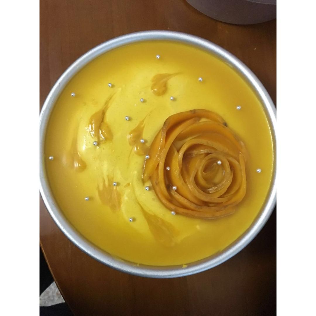 （制作时长5分钟左右）简单粗暴的做一只戚风｜视频及gif