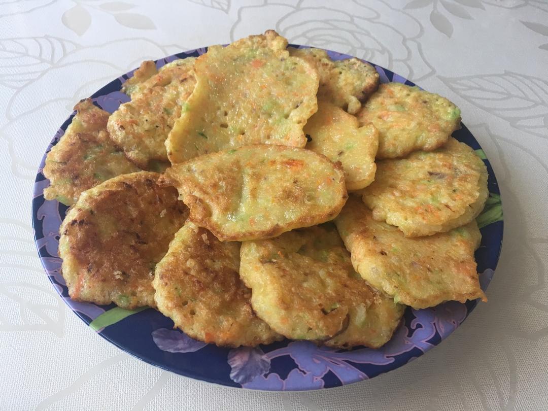 宝宝辅食之土豆胡萝卜小饼