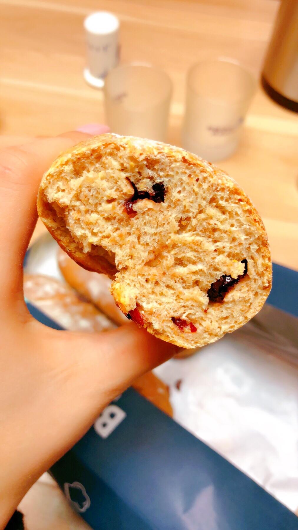 全麦软绵蔓越莓欧包