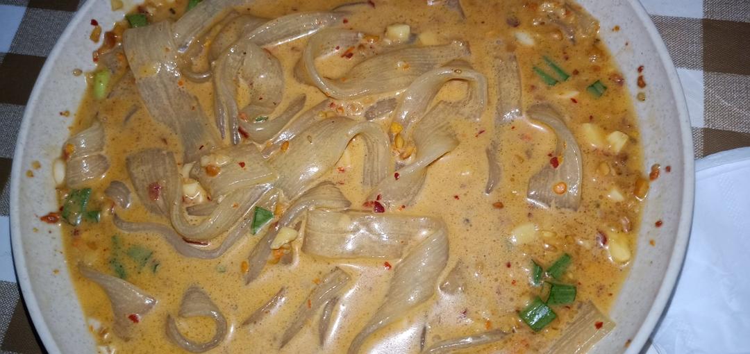 秒杀小夜市的麻酱流汁宽粉