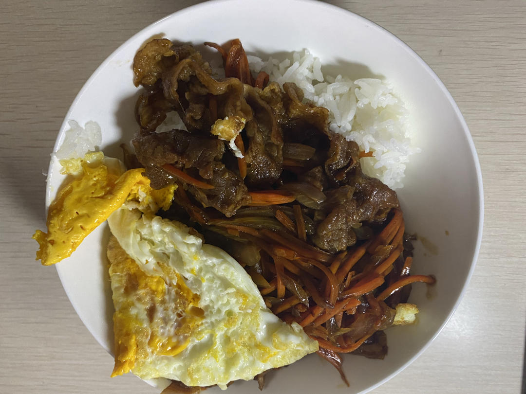 日式牛肉丼饭
