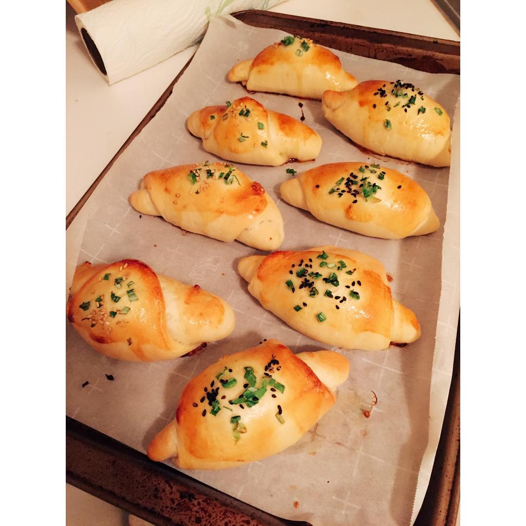 全麦肉松面包卷