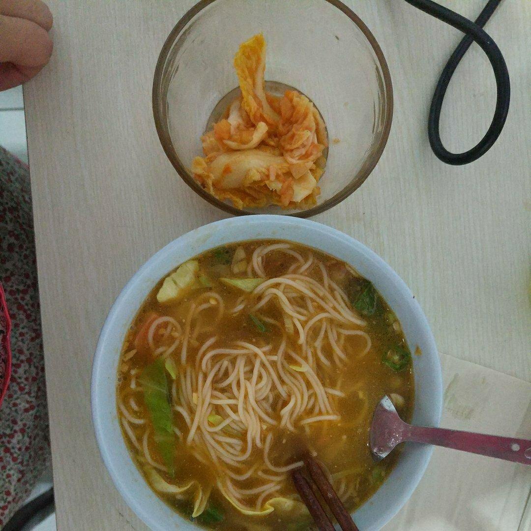 王大厨酸汤面