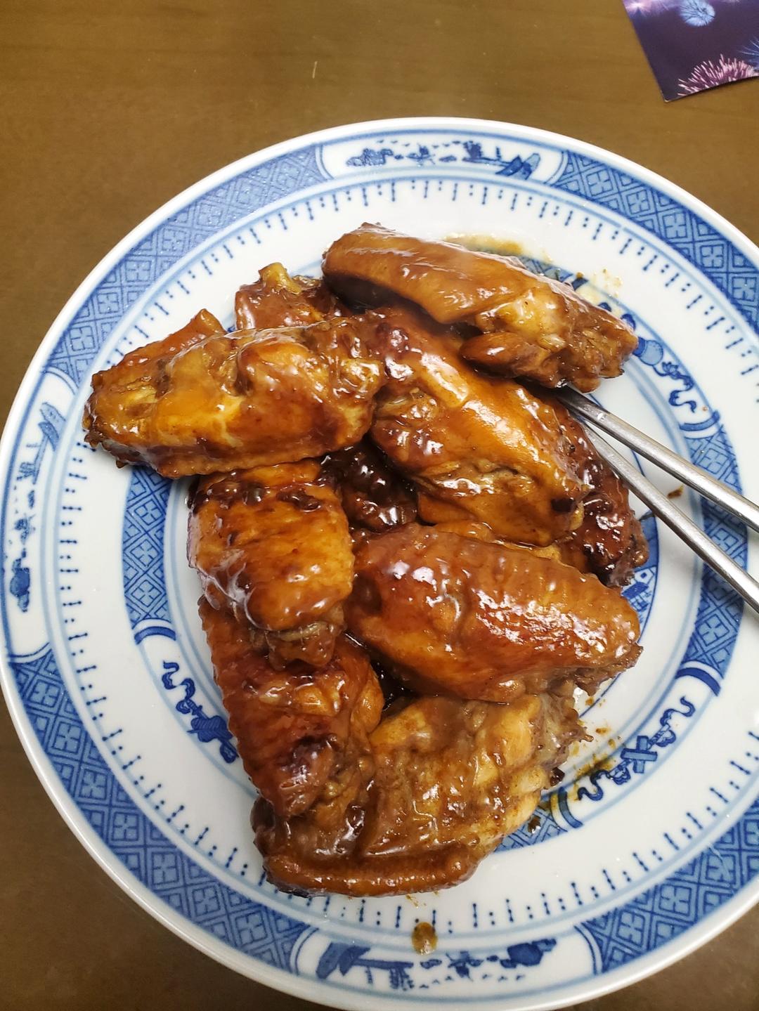 不要再可乐鸡翅了，求求你试试蒜香鸡翅吧，香味捅破天花板！