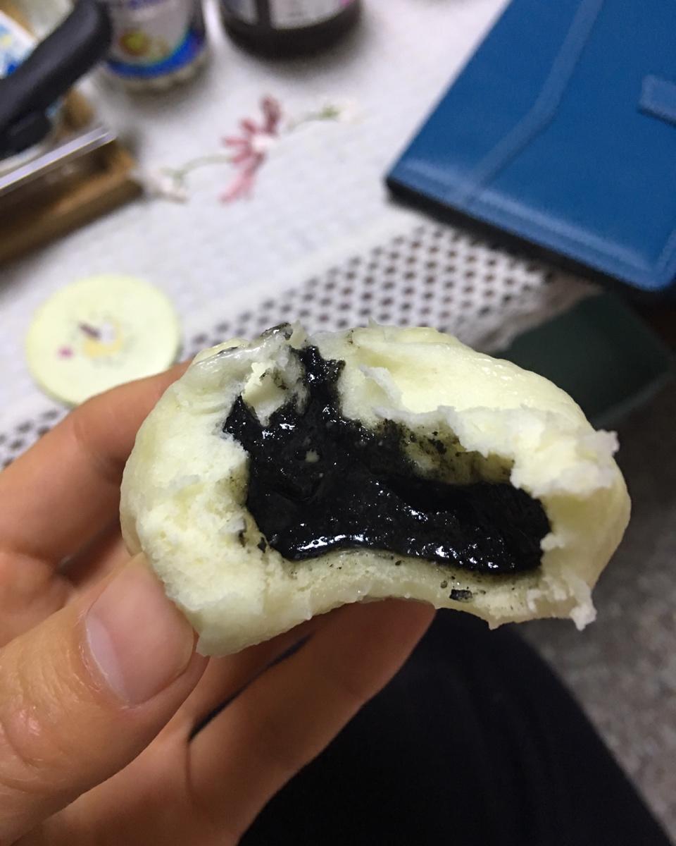花生芝麻包子