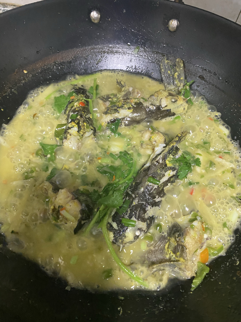 青椒黄骨鱼汤