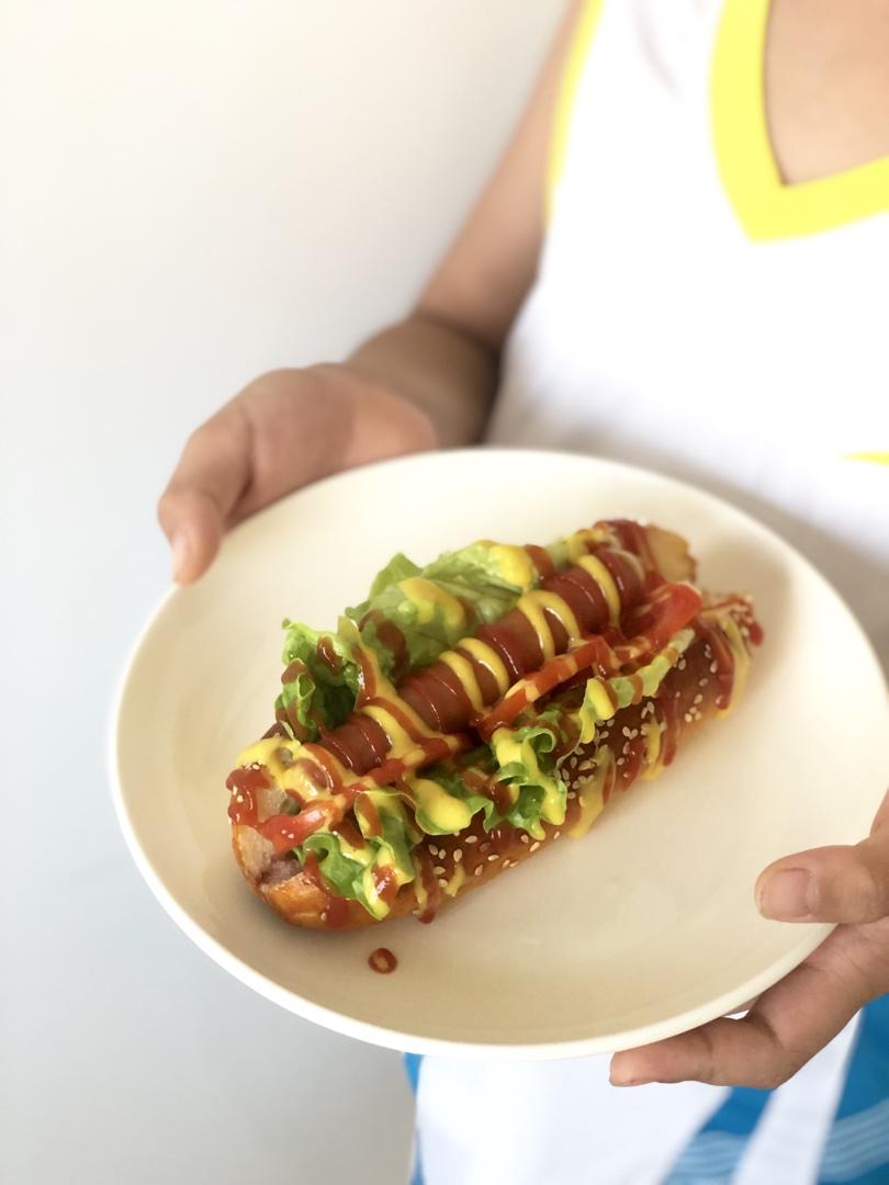德式热狗，一次能吃仨！