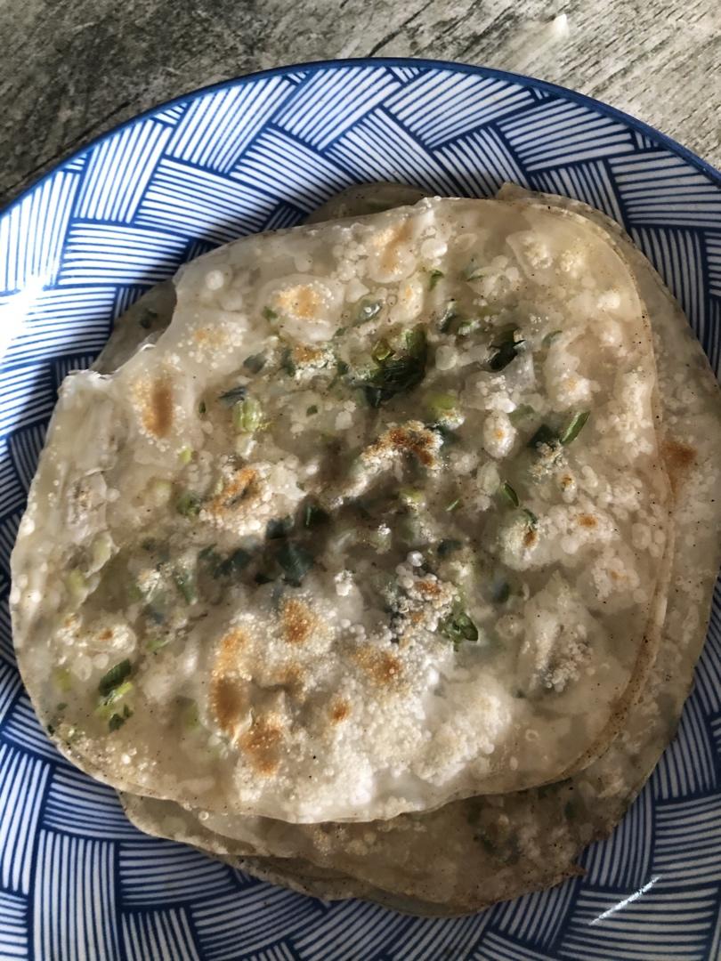 葱油饼（饺子皮版）